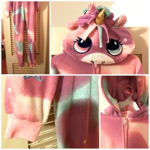 Little girls 6/6x zip up unicorn hooded onesie!